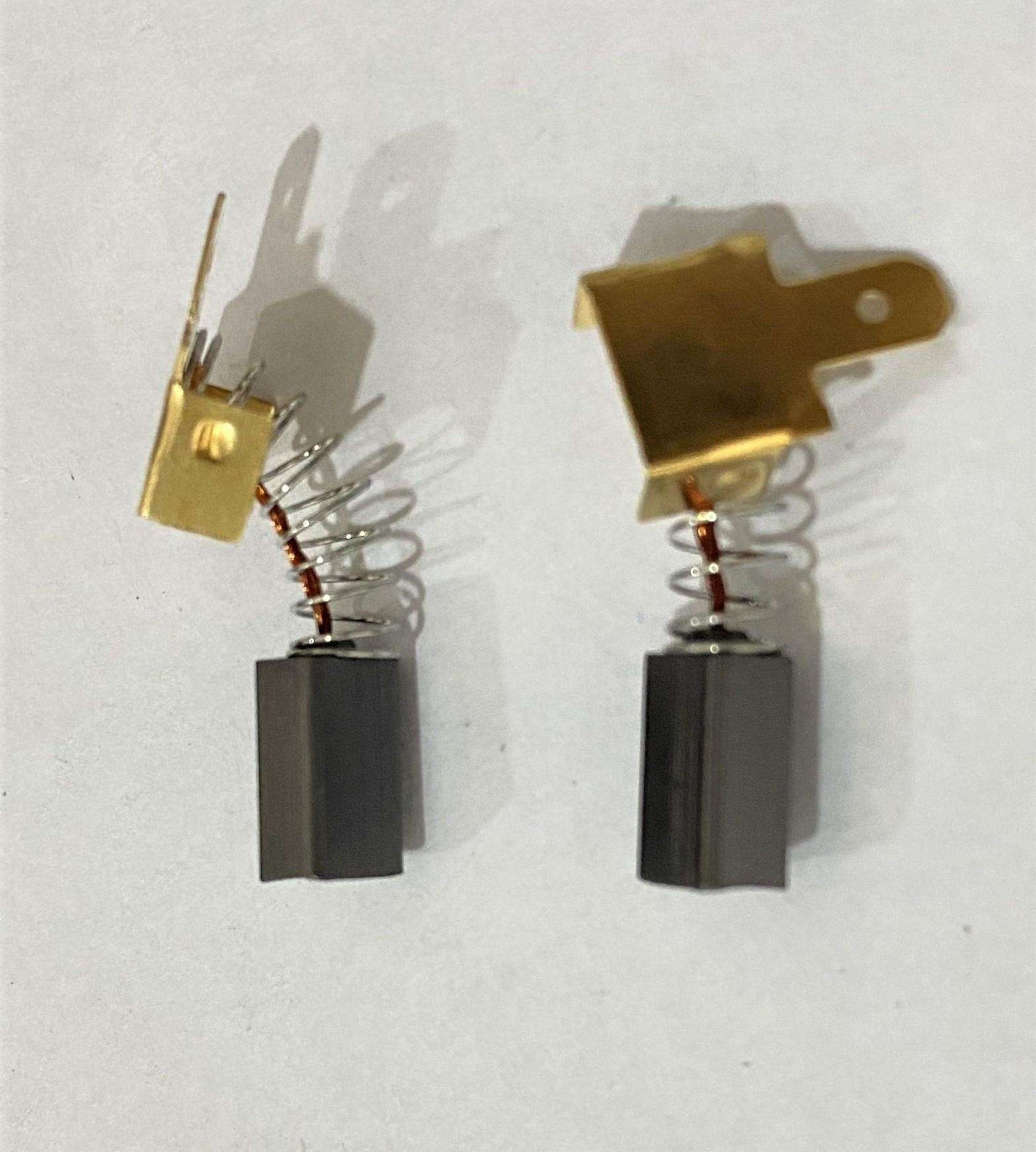 Escova de Carvão, para Lixadora 63810 refª 63771 MADER