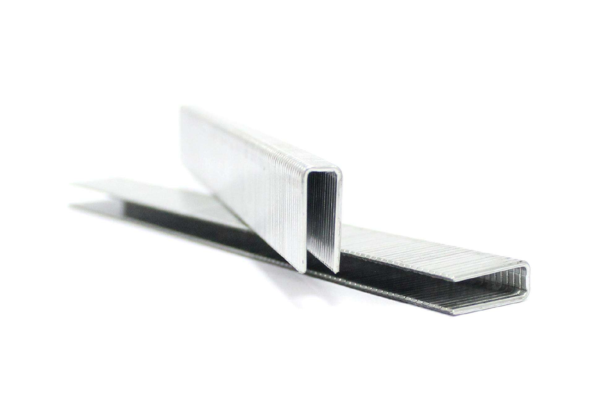 Agrafes, para Pneumática, 15mm, 2000Un refª 63715 MADER