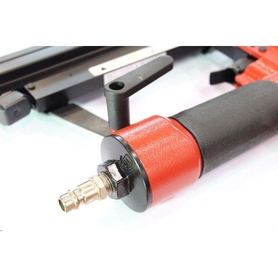 Máquina Pregar/Agrafar Pneumática, 32mm, 100psi refª 63700 MADER Máquina Pregar/Agrafar Pneumática, 32mm, 100psi refª 63700 MADER