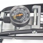 Bomba de P, com Manmetro, 130PSI ref 63640 MADER