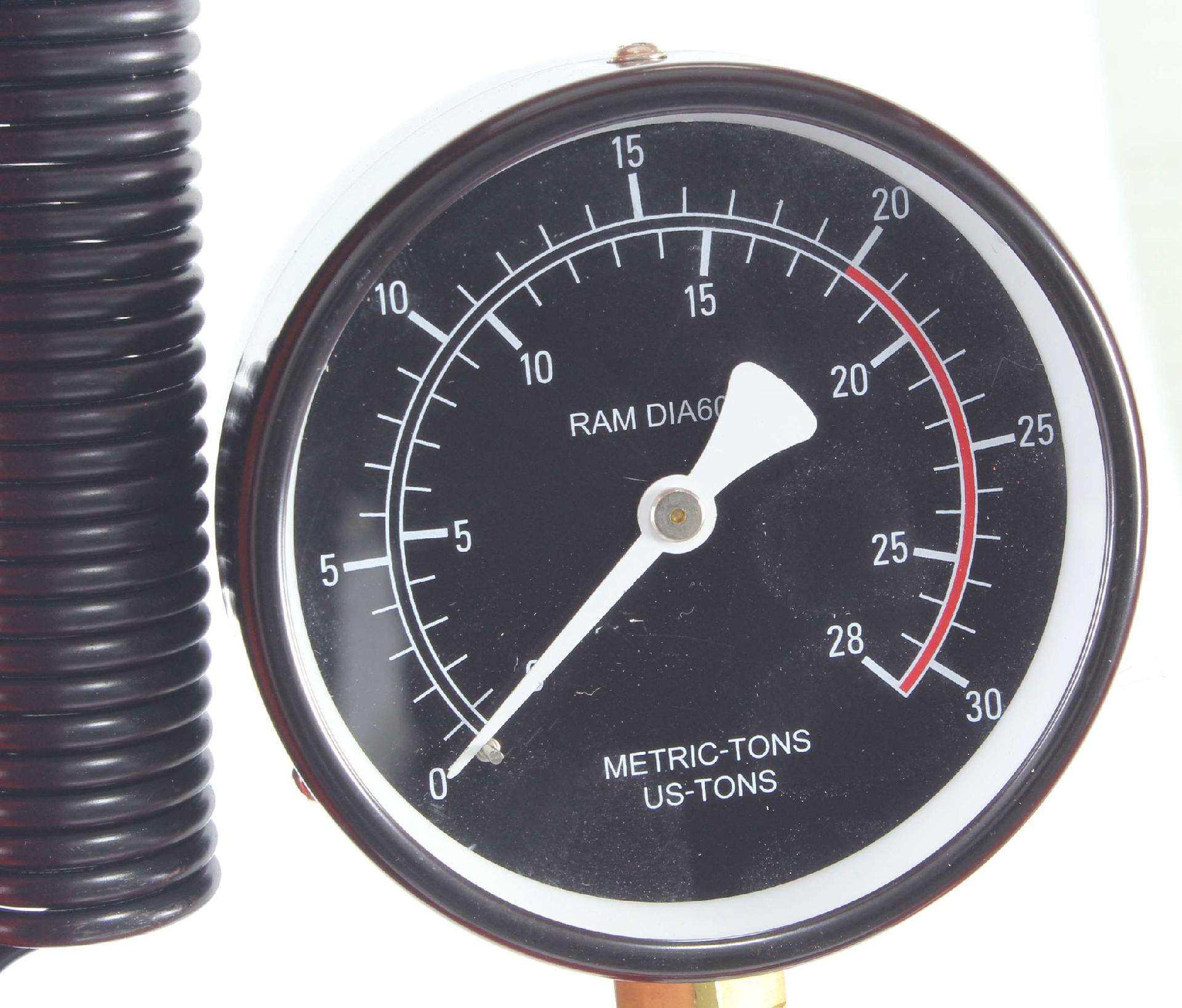 Prensa Hidráulica, 20T, com Manómetro refª 63568 MADER