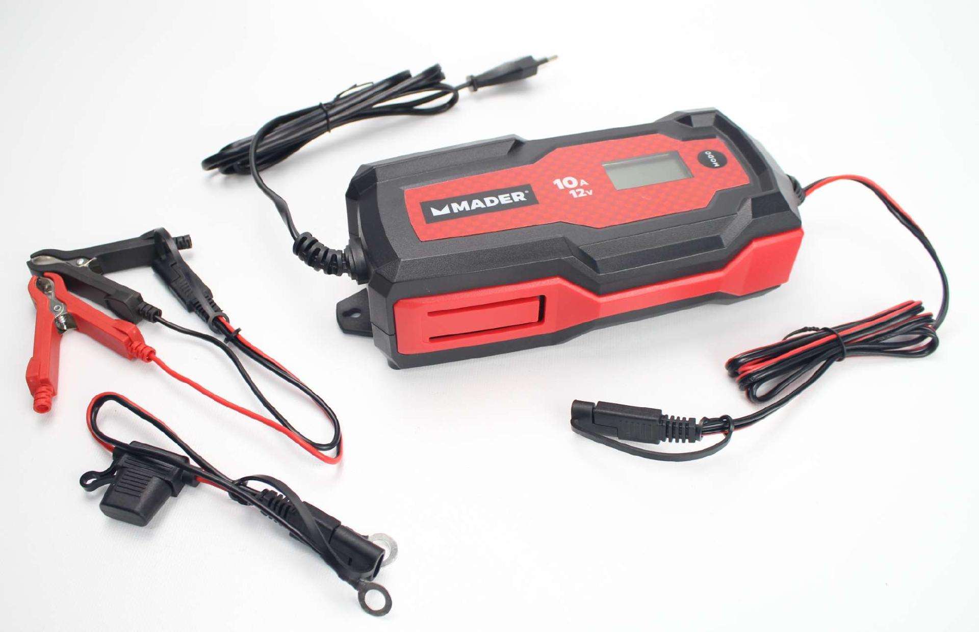 Carregador de Baterias Inteligente, 10A, 12V refª 63244 MADER