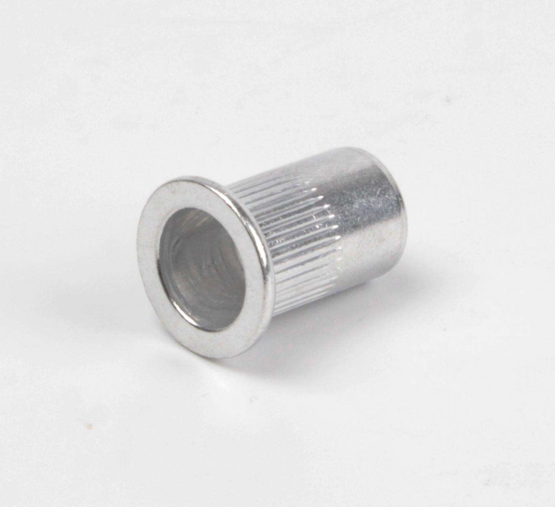 Porcas de Rebite, M3 - M10, 150Un refª 61309 MADER