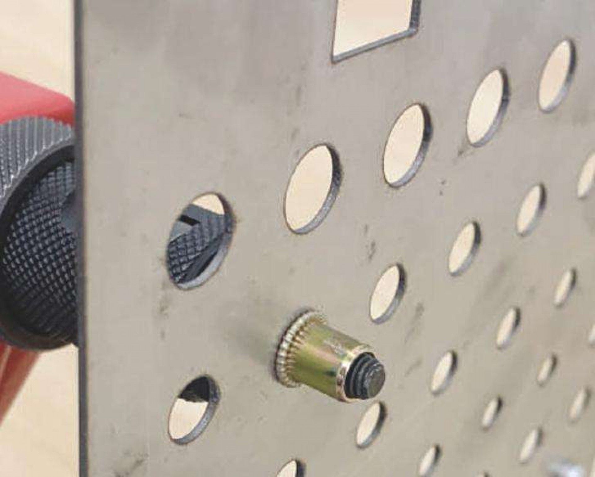 Alicate Rebitar Porcas, 360mm, 78Un refª 61294 MADER