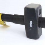 Marreta Quadrada, Cabo Fibra Vidro, 4Kg refª 61052 MADER Marreta Quadrada, Cabo Fibra Vidro, 4Kg refª 61052 MADER