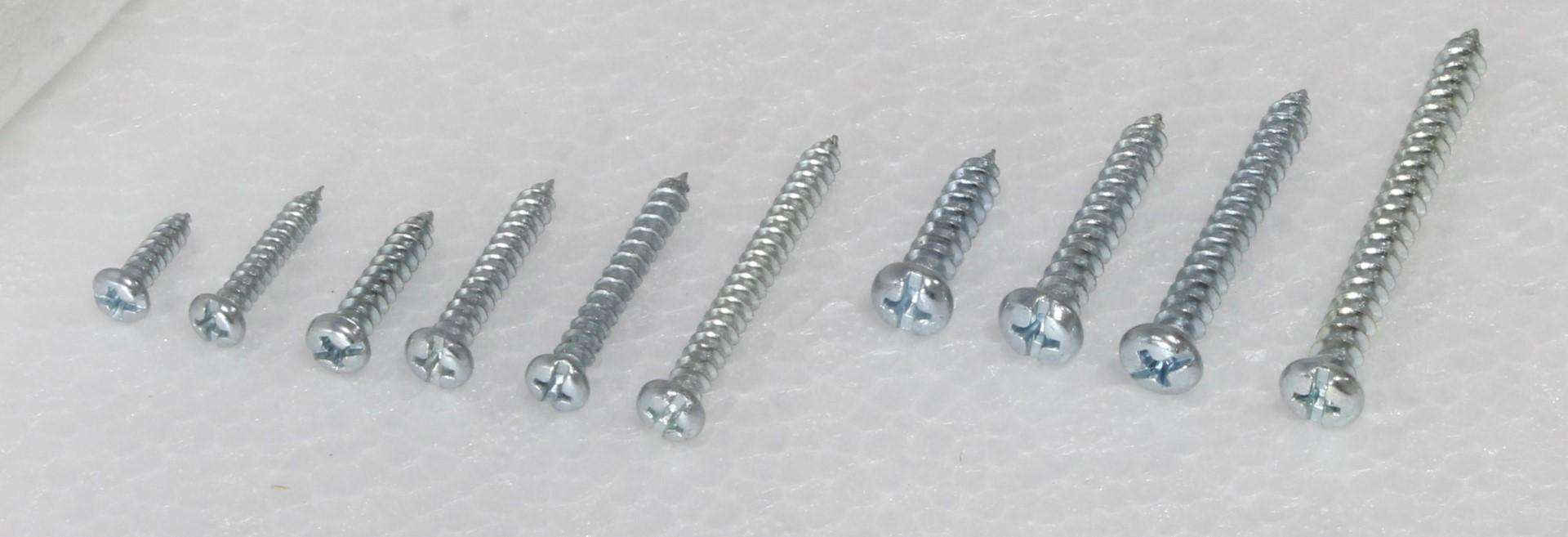 Parafuso Cabeça Oval Auto-Perfurante, Metal, 3.5x20mm, 30Un refª 60391 MADER