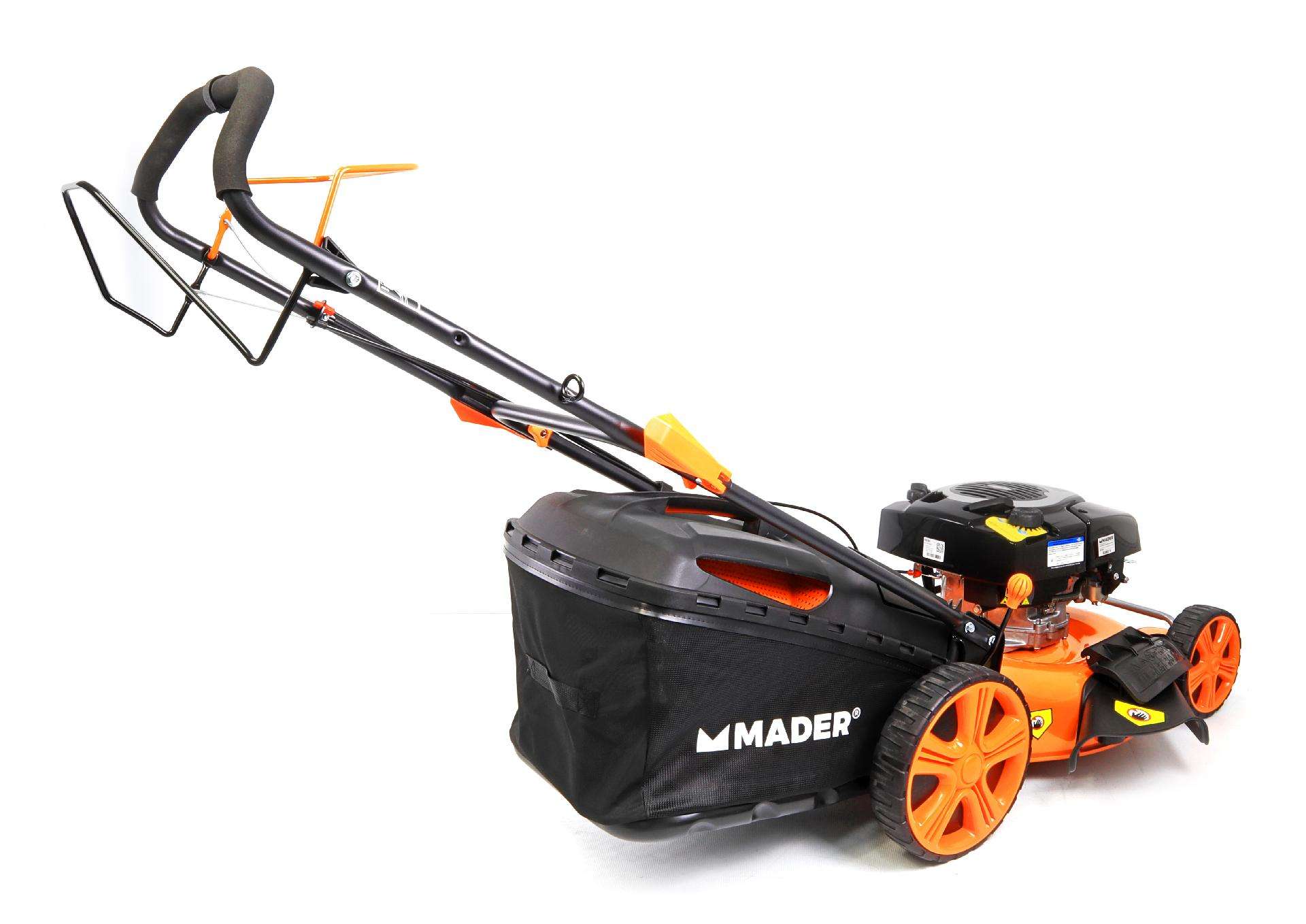 Corta-relvas c/tração 161cc, 525mm, B&S ref. 57423 MADER