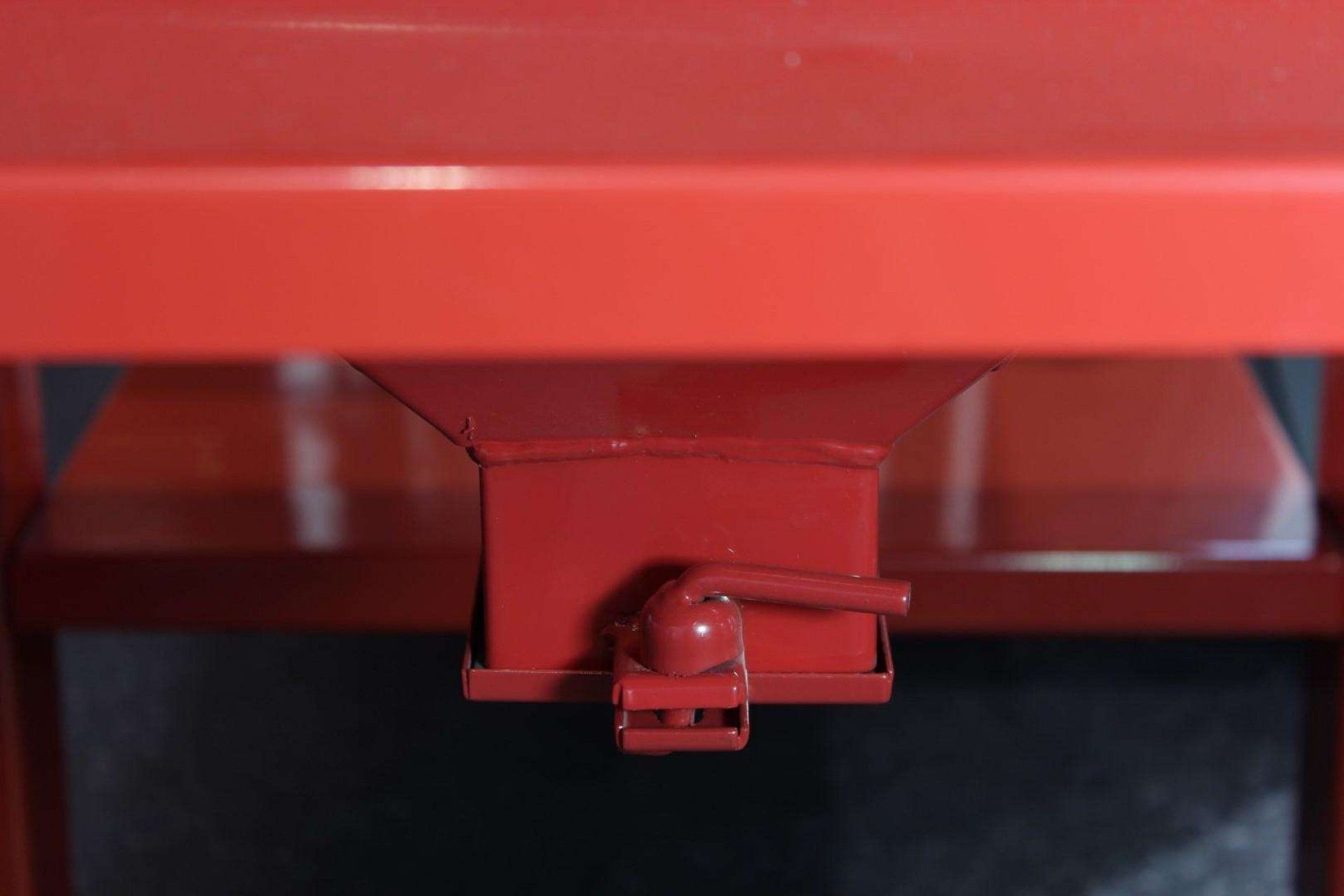 Cabine de Jato de Areia, com Suporte, 60x84x63cm refª 55099 MADER