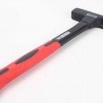 Martelo Cofragem, Cabo Fibra Vidro, TPR, 600g, 29mm refª 50714 MADER Martelo Cofragem, Cabo Fibra Vidro, TPR, 600g, 29mm refª 50714 MADER