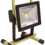 Foco LED Portátil, 20W, 1200LM refª 48799 SAURIUM Foco LED Portátil, 20W, 1200LM refª 48799 SAURIUM