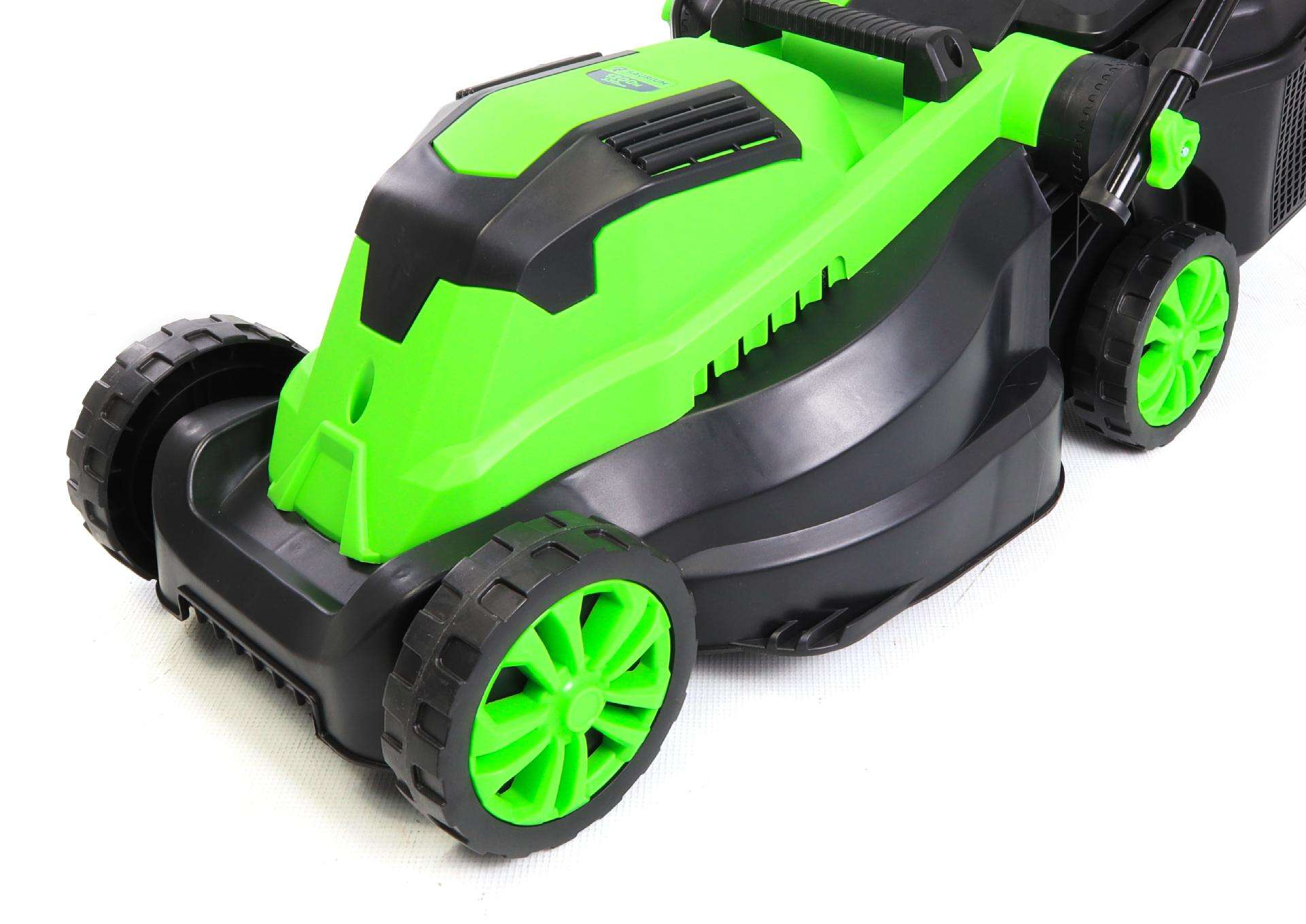 Máquina de Corte de Relva, 1200W, 330mm refª 48402 SAURIUM