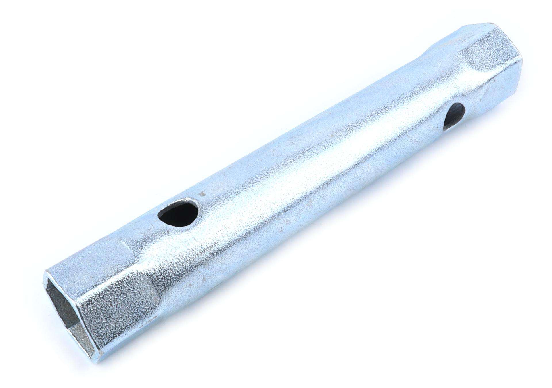 Chave Tubular, 30x32mm refª 47270 SAURIUM