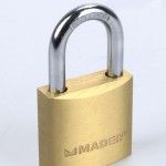 Cadeado Latão, 30mm refª 31186 MADER Cadeado Latão, 30mm refª 31186 MADER