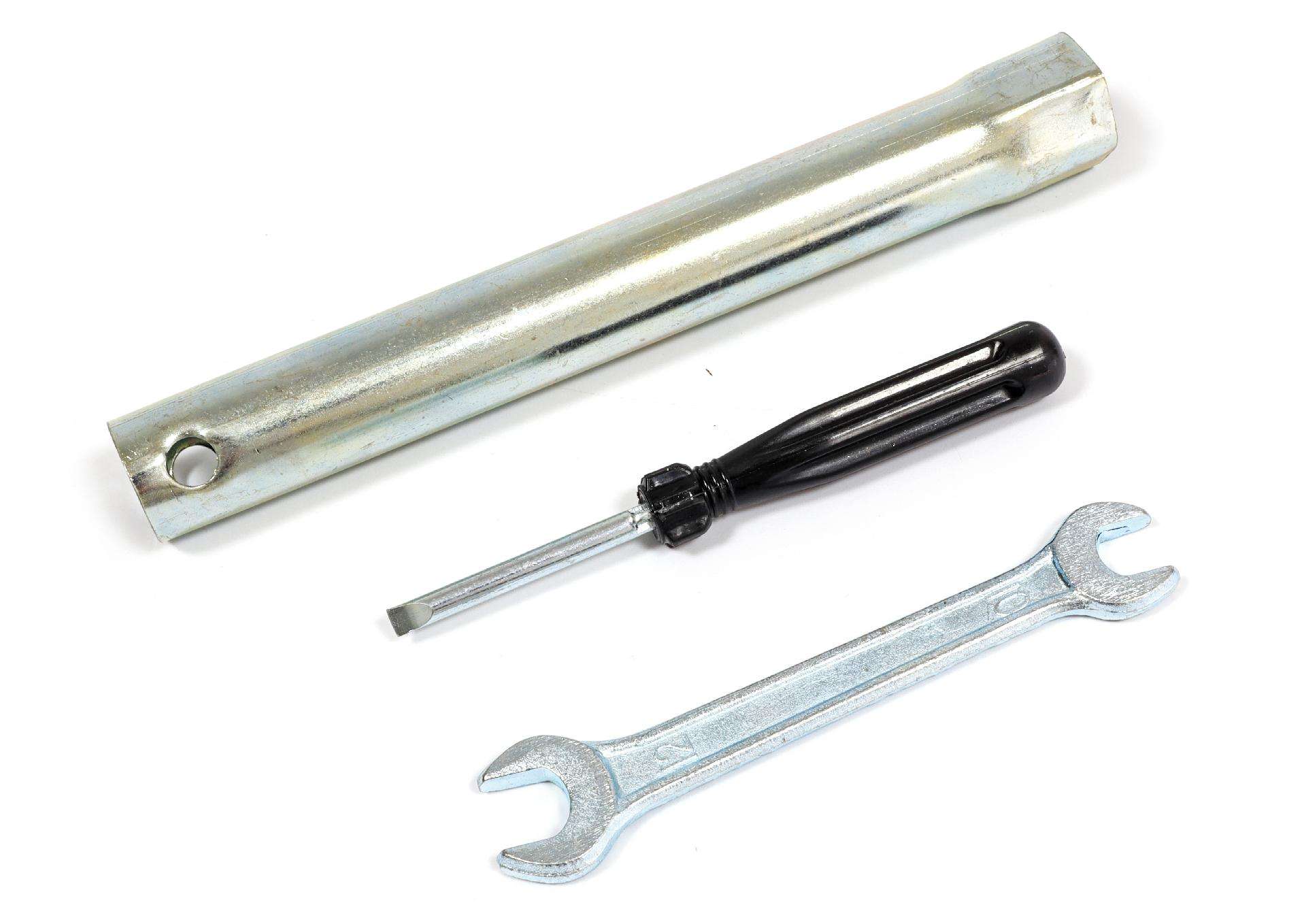 Motoenxada, 208cc, Filtro ar elevado, Arranque Elétrico refª 28433 MADER