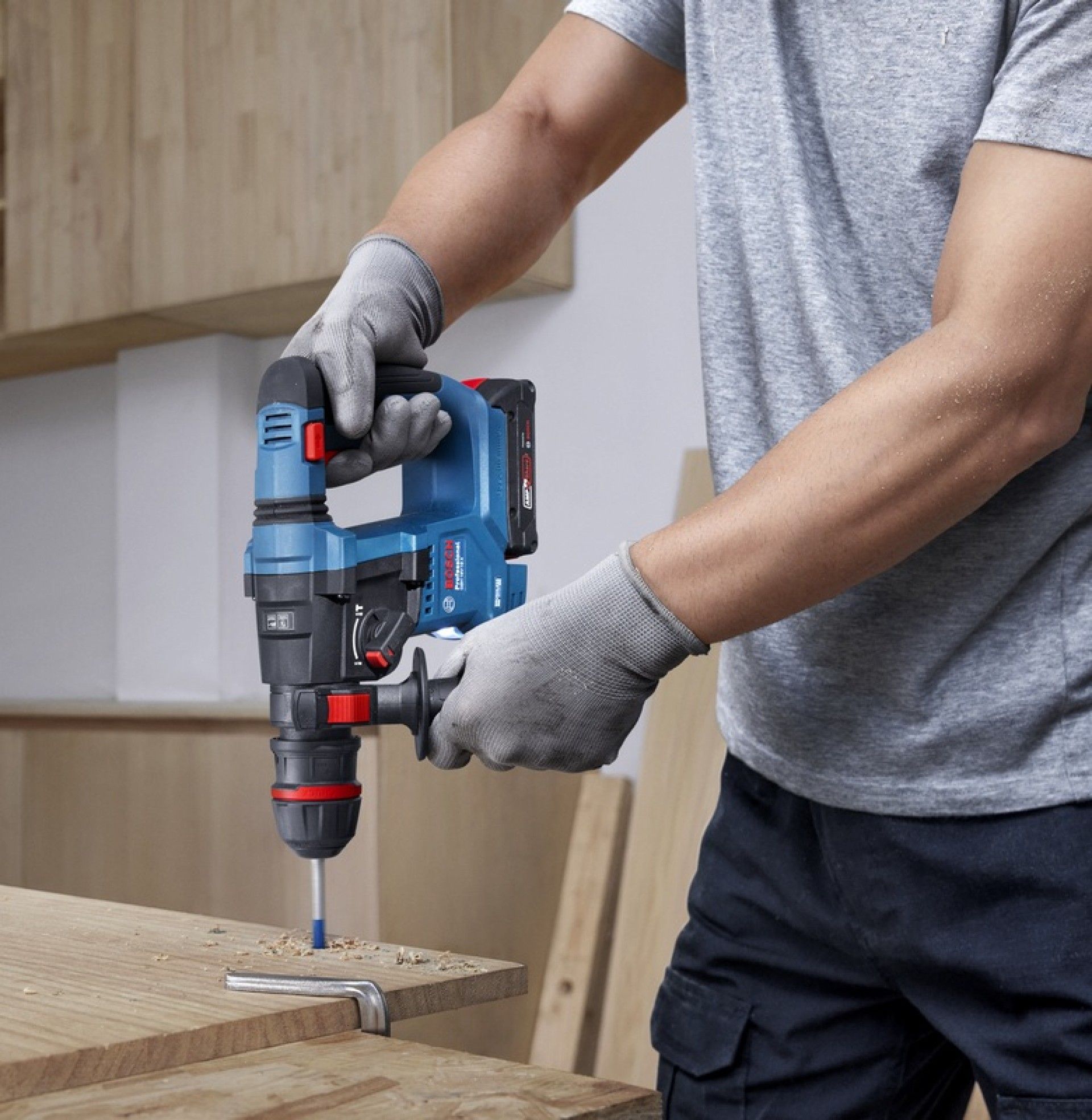 Martelo GBH 18V-18 X ONECHUCK refª 0611927100 BOSCH