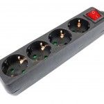Extenso Eltrica, com Interruptor, Preta, 4 Tomadas, 3m, 3G x 1.5mm ref 89350 MADER