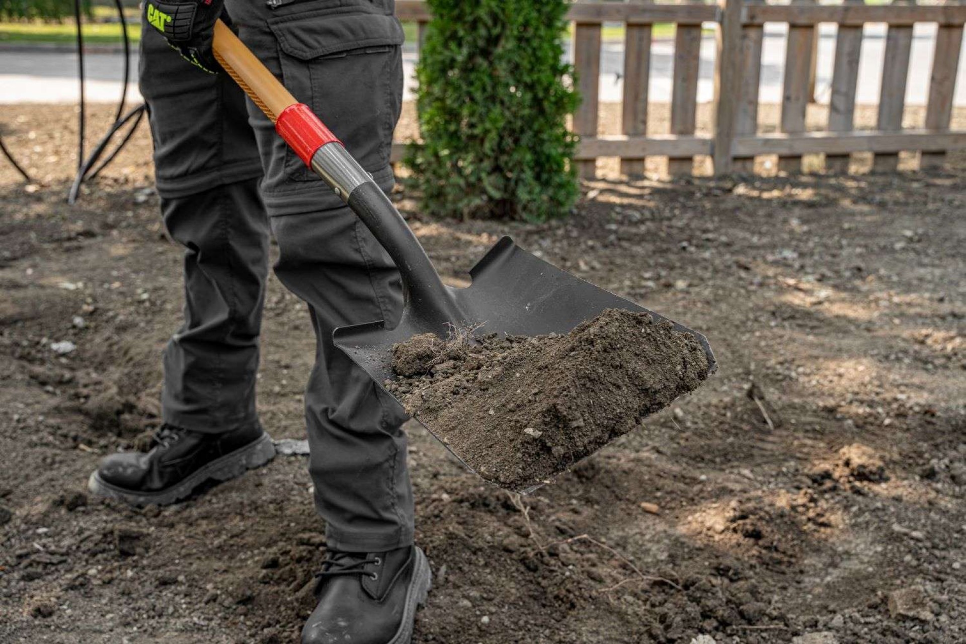 Pá para Obras e Jardim 24.5cm refª CP-J10-204 CAT