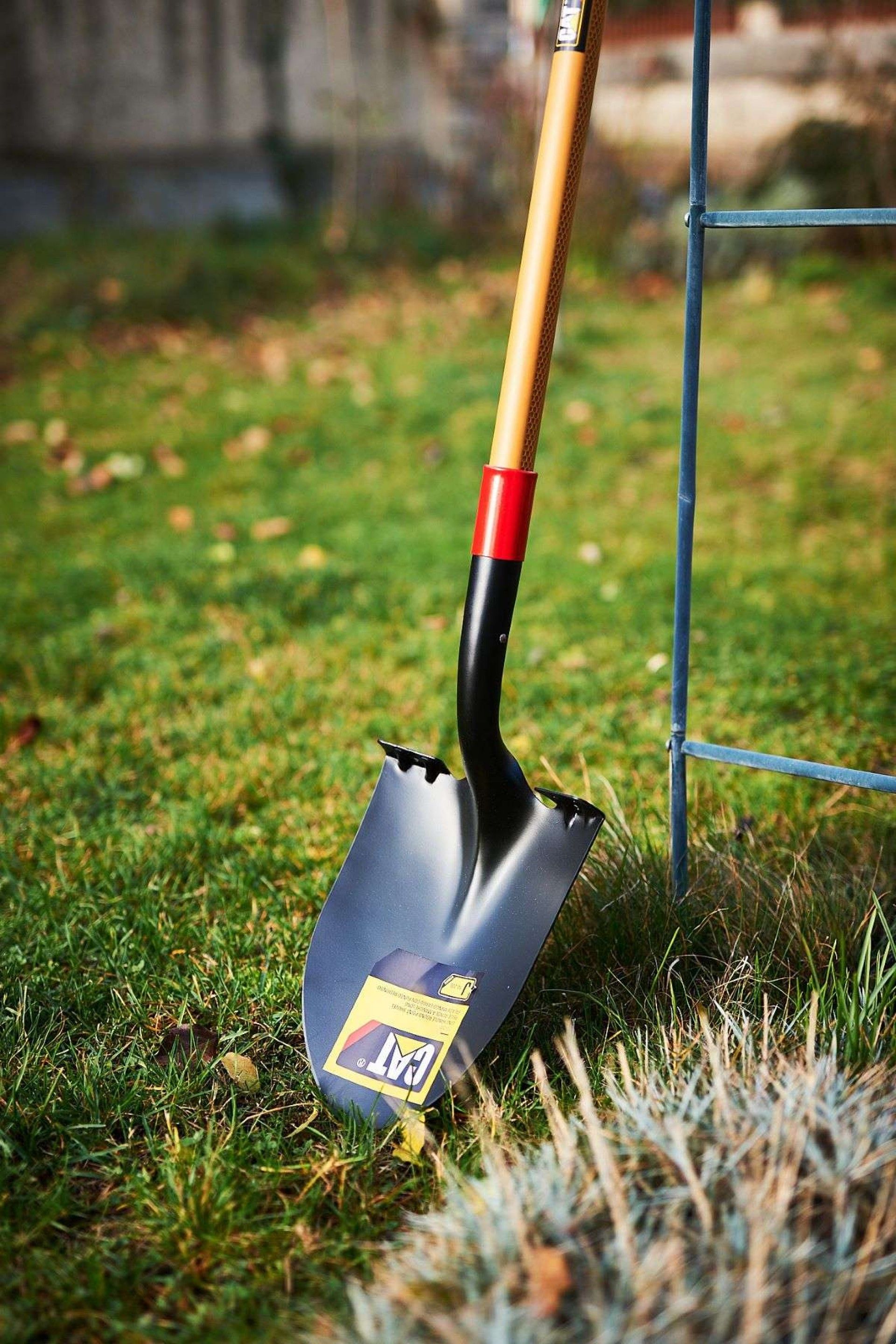 Pá para Obras e Jardim 22.5cm refª CP-J10-202 CAT