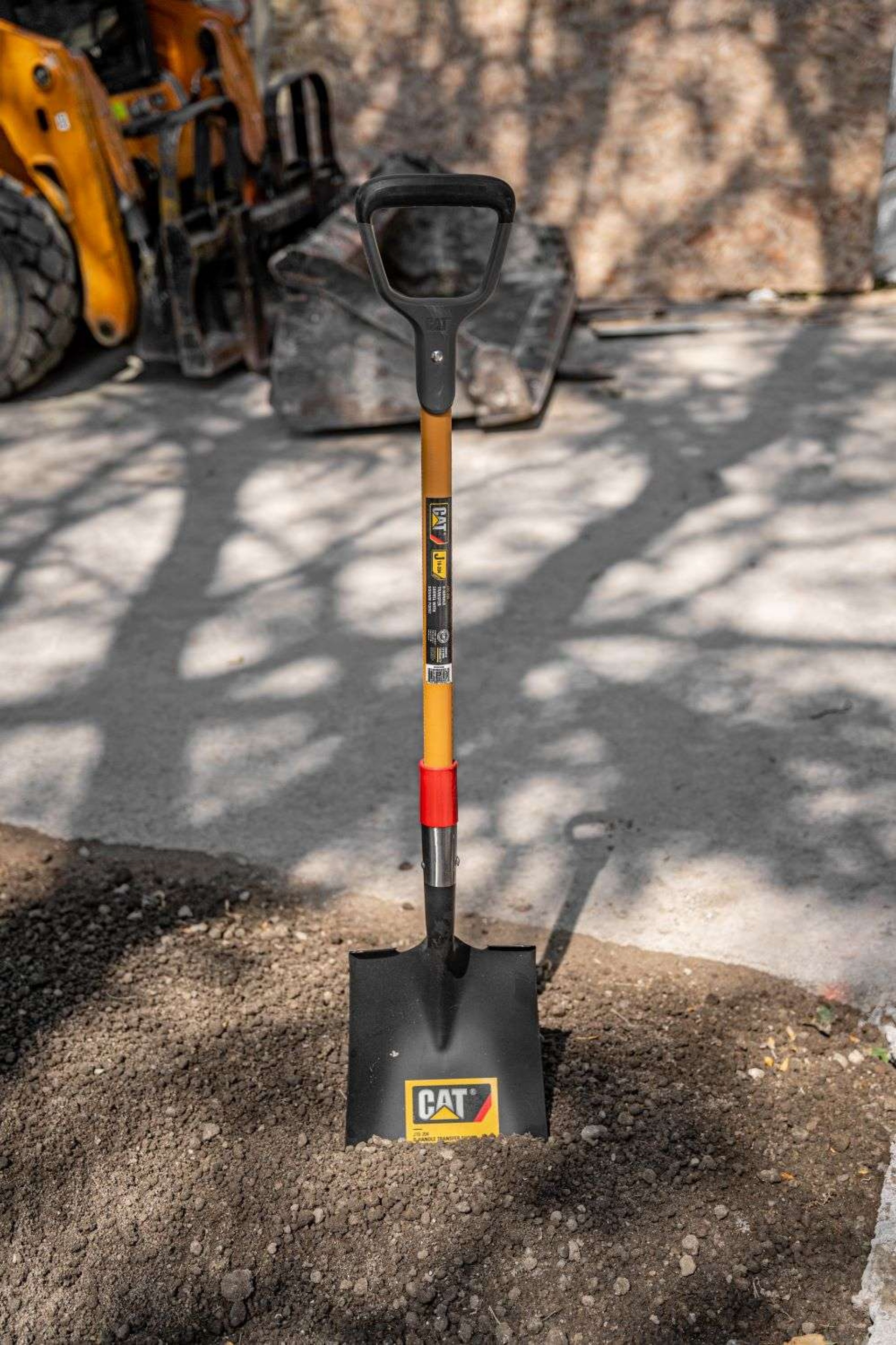 Pá para Obras e Jardim 24.5cm refª CP-J10-204 CAT