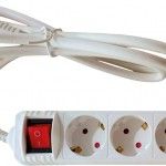 Extensão elétrica com interruptor 4 tomadas YL-2118 3G1,5mm2 1,5m refª 065.0054 MACFER Extensão elétrica com interruptor 4 tomadas YL-2118 3G1,5mm2 1,5m refª 065.0054 MACFER