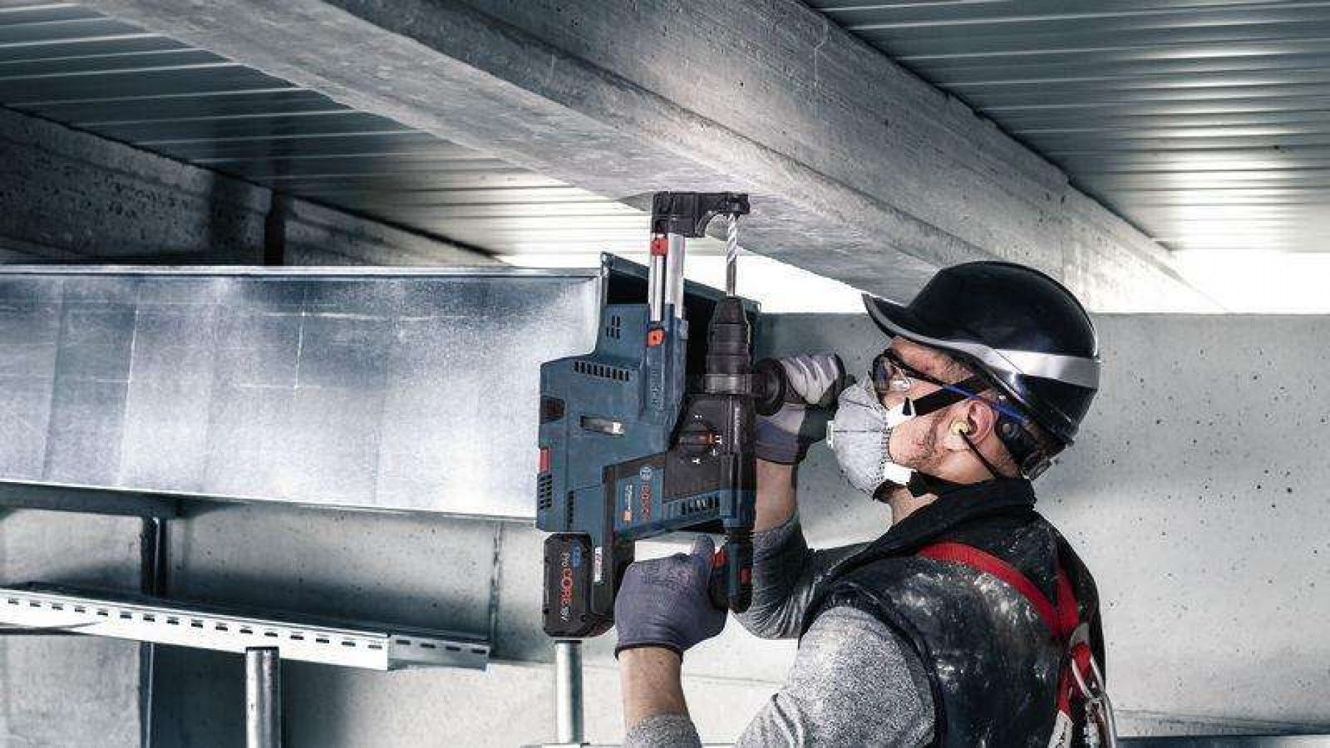 Broca PRO SDS plus-5X, 18 x 950 x 1.000 mm refª 2608707253 BOSCH