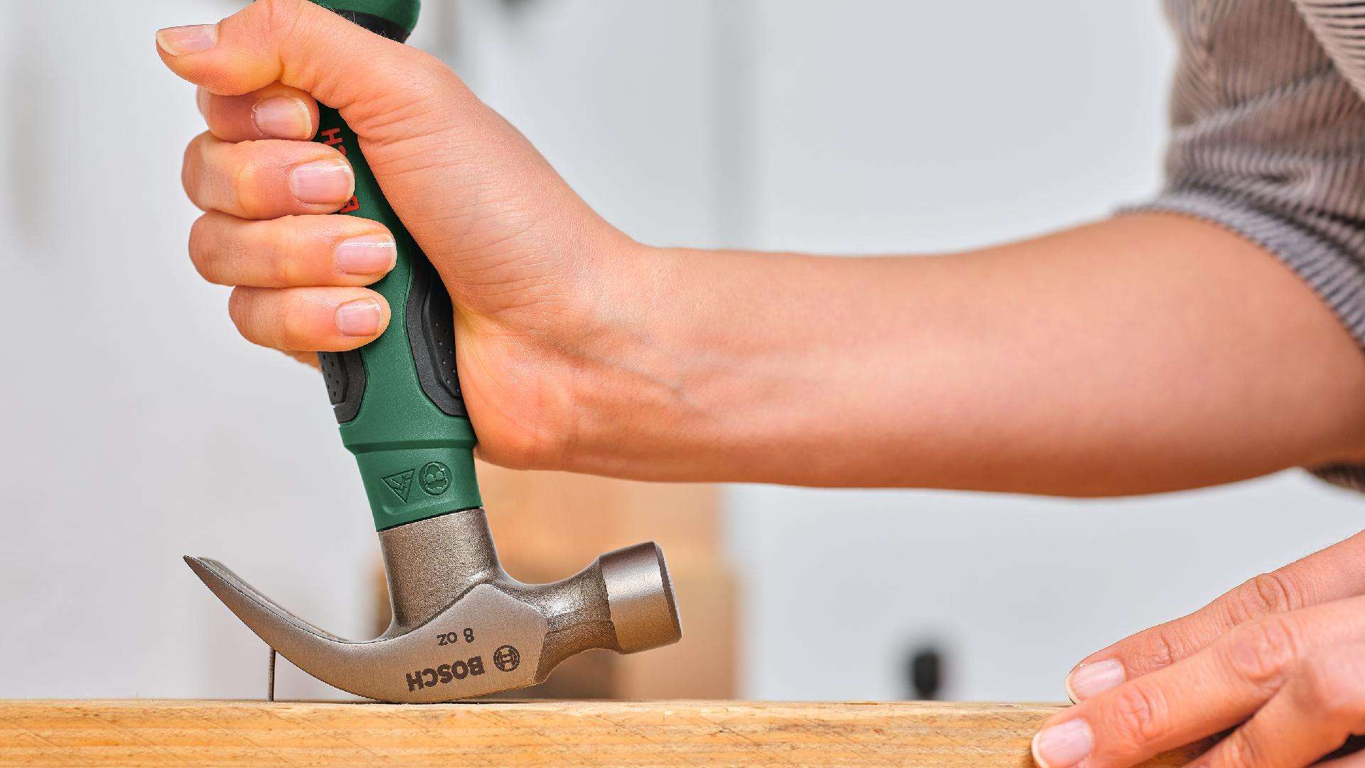 Martelo de garra de ponta curta de 8 oz refª 1600A02ZA3 BOSCH