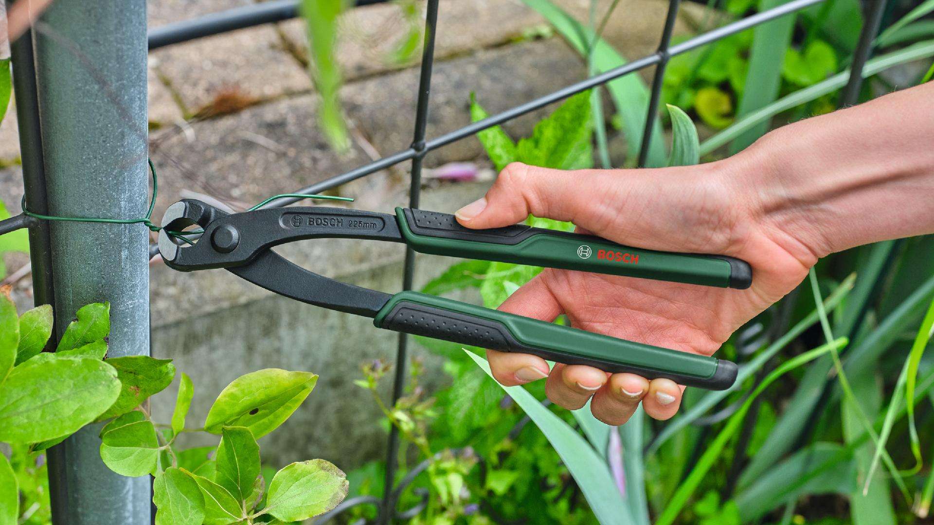 Turquês de 225 mm refª 1600A02Z9X BOSCH