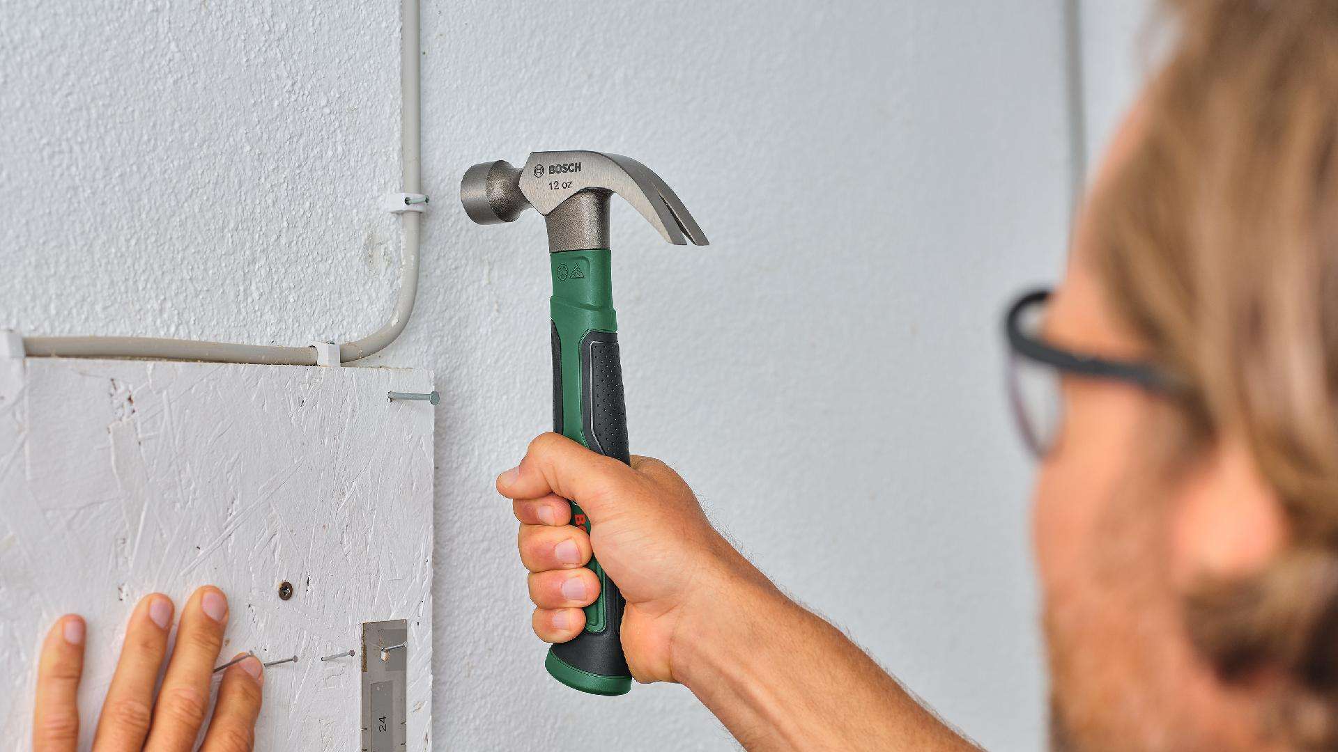 Martelo de garra pequeno de 12 oz refª 1600A02W7X BOSCH