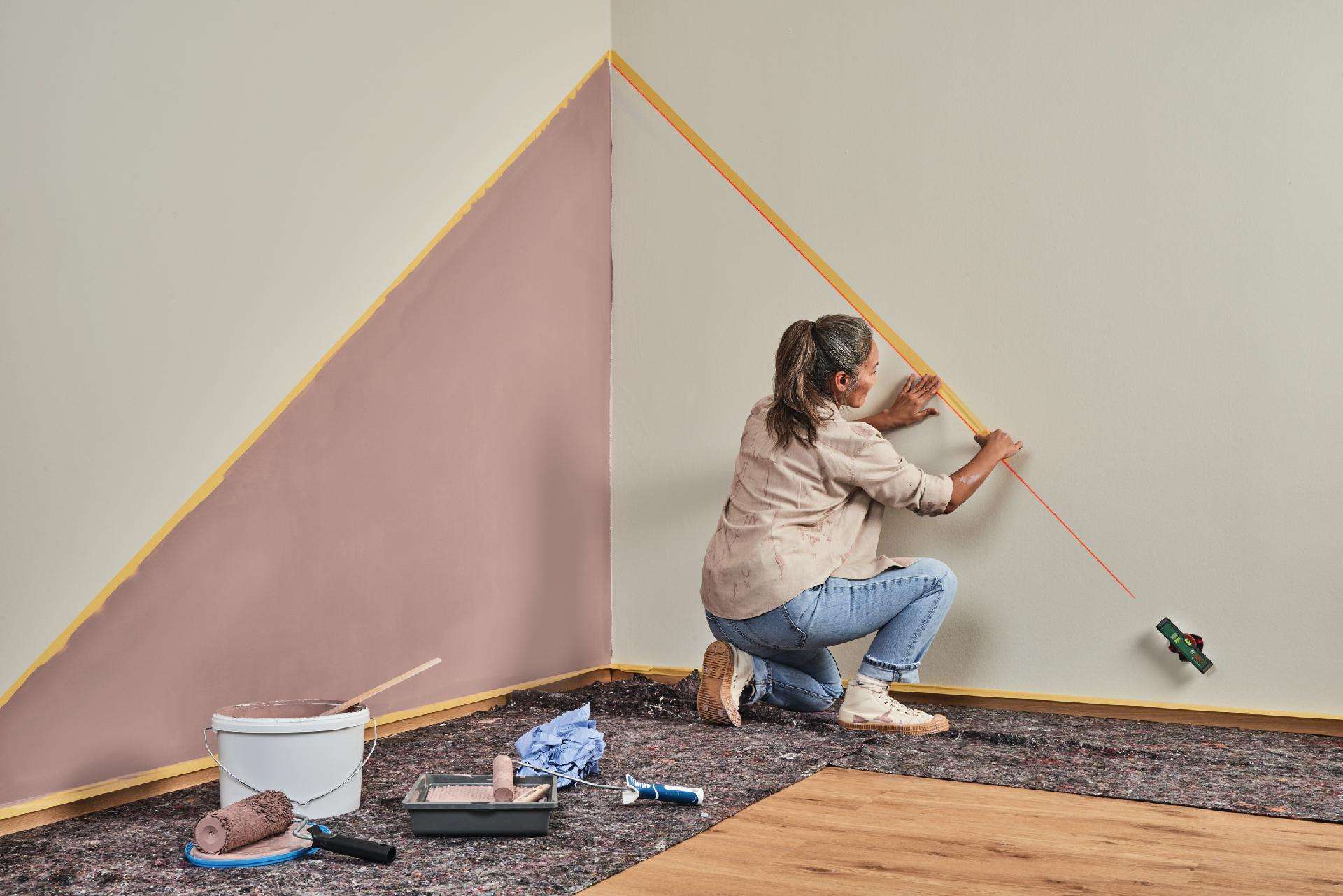 Nível laser de linhas UniversalWallLevel refª 0603663J00 BOSCH