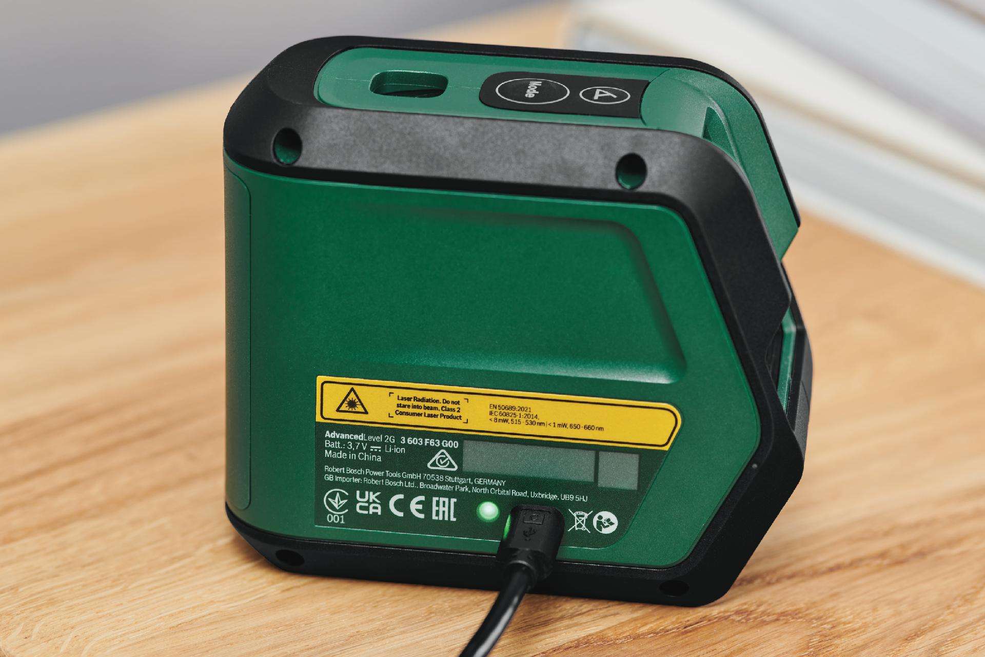 Laser de linhas cruzadas com função de prumo AdvancedLevel 2G refª 0603663G00 BOSCH
