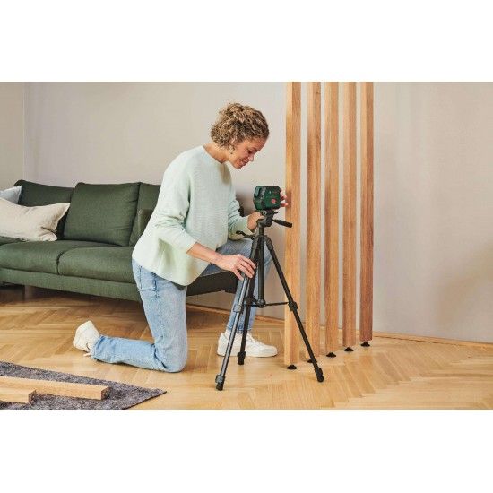 Laser de linhas cruzadas com função de prumo UniversalLevel 2 DIY refª 0603663F00 BOSCH Laser de linhas cruzadas com função de prumo UniversalLevel 2 DIY refª 0603663F00 BOSCH
