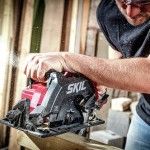 Serra circular sem fio XP brushless 3572 EA  ref SW1E3572EA Skil