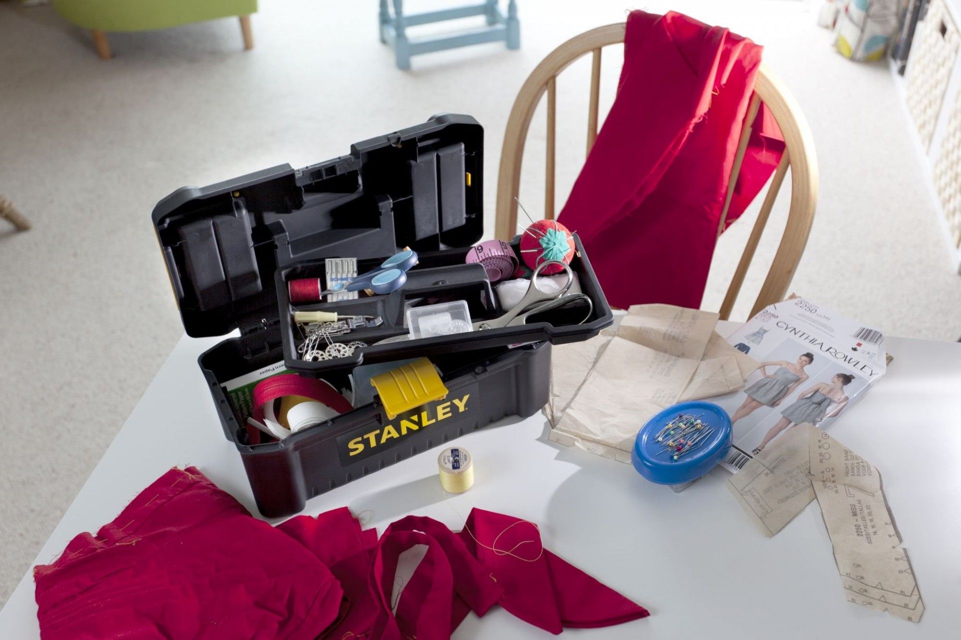 CAIXA FERRAMENTA 12.5 STST1-75514 ESSENTIAL TOOLBOX PLASTIC STANLEY