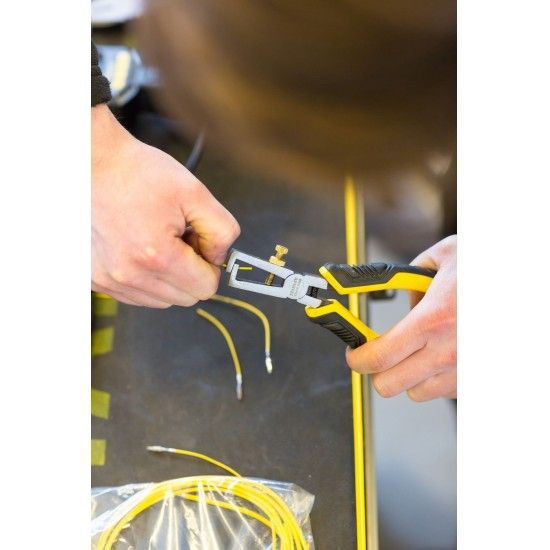 Alicate Controle Grip descascador de fios 150mm ref STHT0-75068 STANLEY