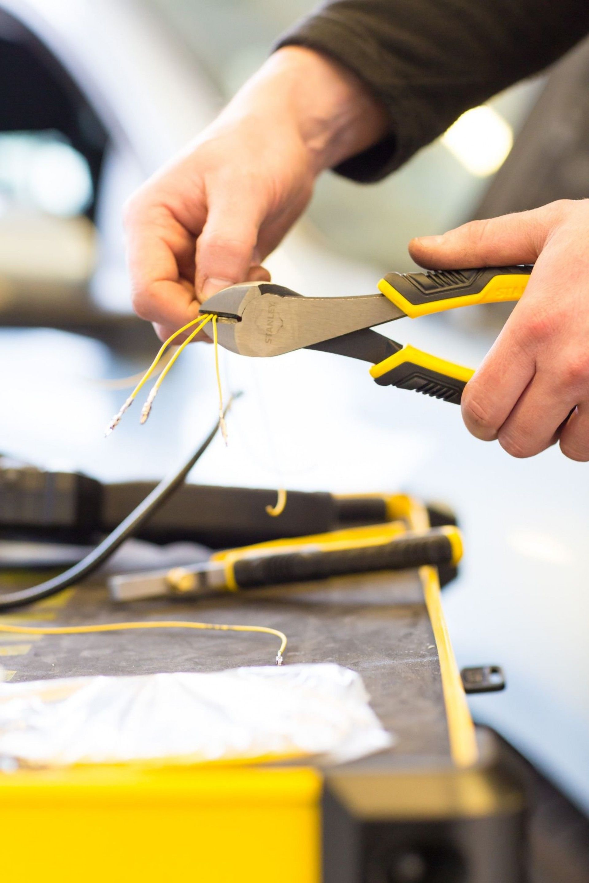 Alicate Controle Grip universal 200mm refª STHT0-74367 STANLEY