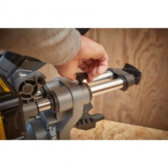 Serra de esquadria V20 Li-Ion 18V 190mm ref SFMCS701M1-QW Stanley