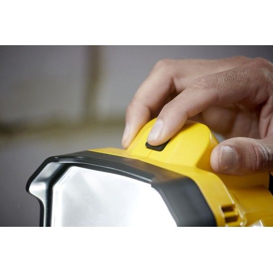 Lanterna LED V20 18V sem bateria/carregador ref SFMCL030B-XJ STANLEY