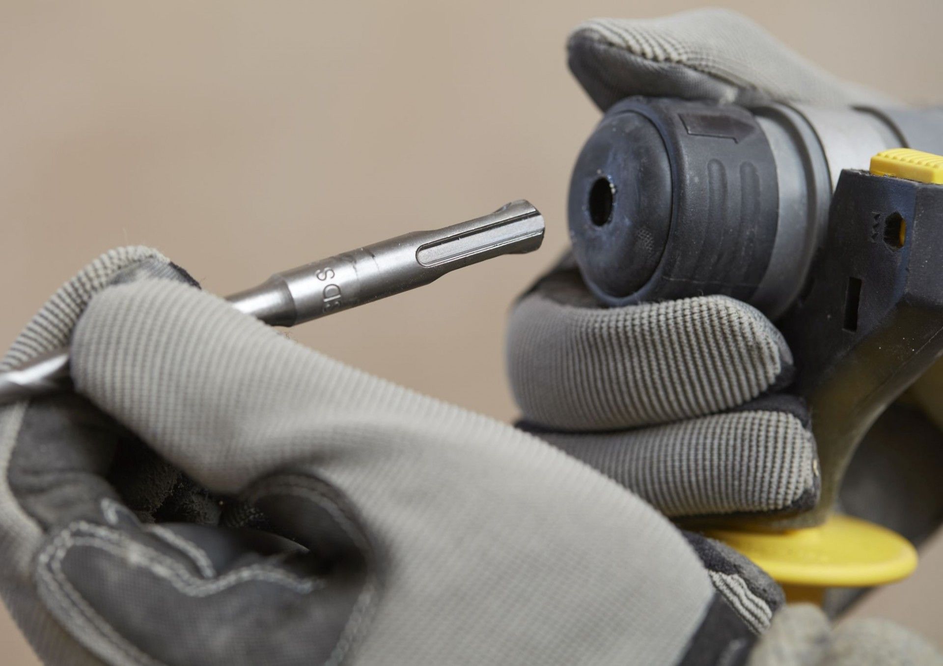 Martelo SDS Plus V20 SOLO SFMCH900B-XJ STANLEY