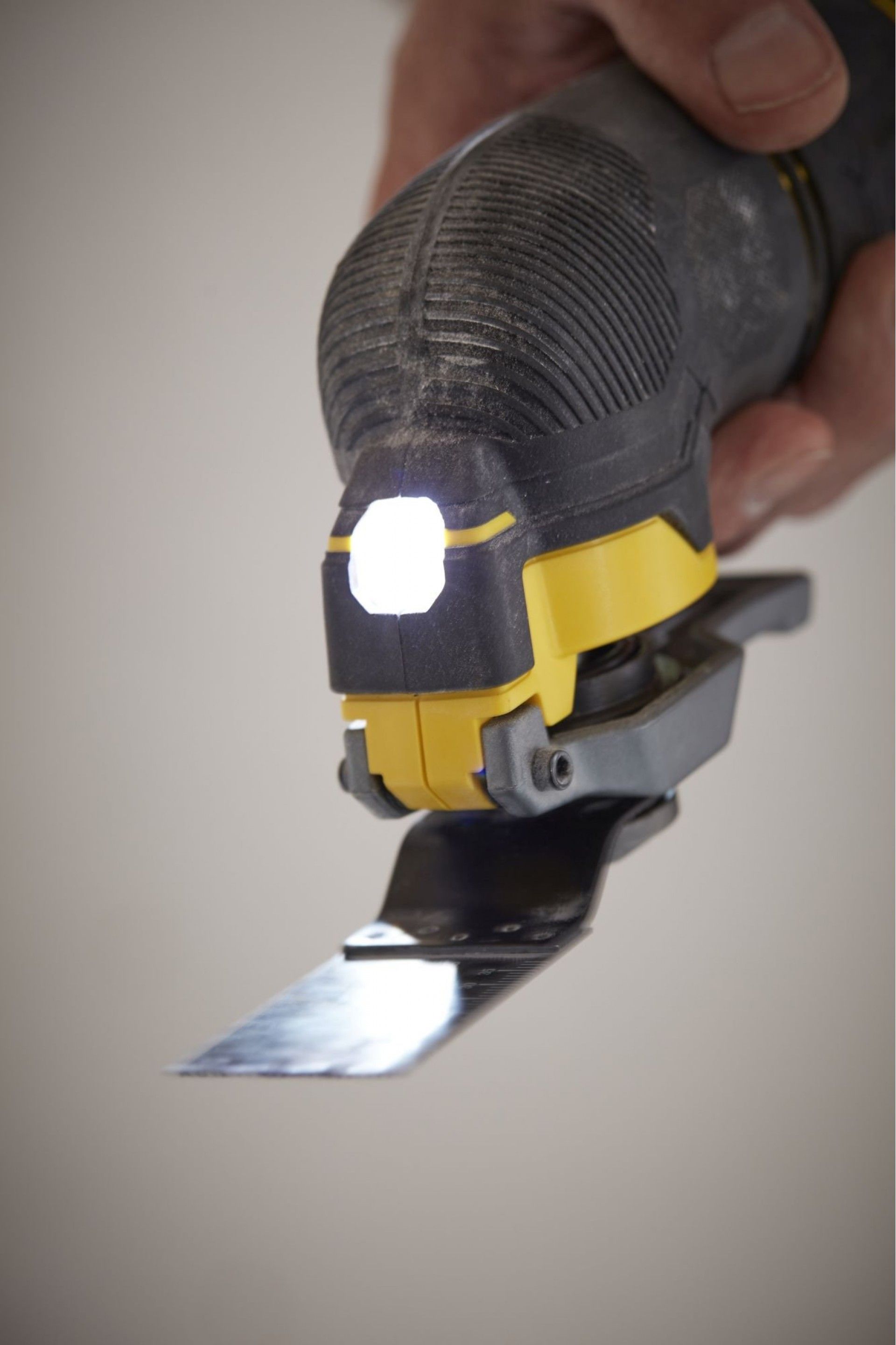 MULTIFUNÇÕES SFMCE500B-XJ 20V SOLO STANLEY