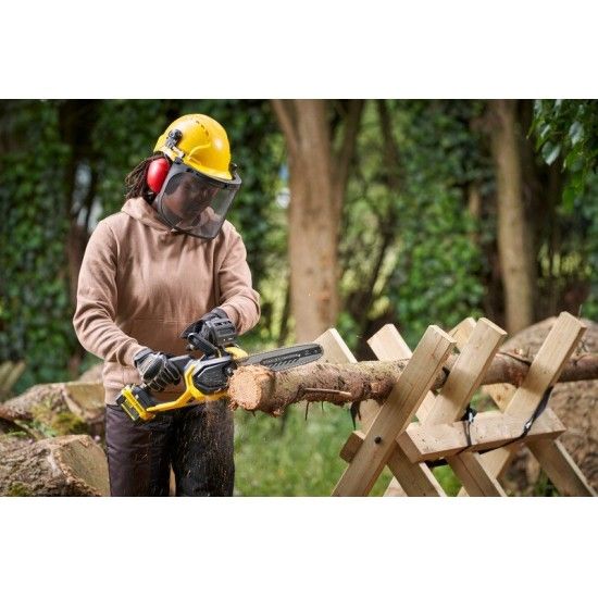 Electrosserra Brushless 30cm V20 18V 4.0Ah ref SFMCCS730M1-QW STANLEY