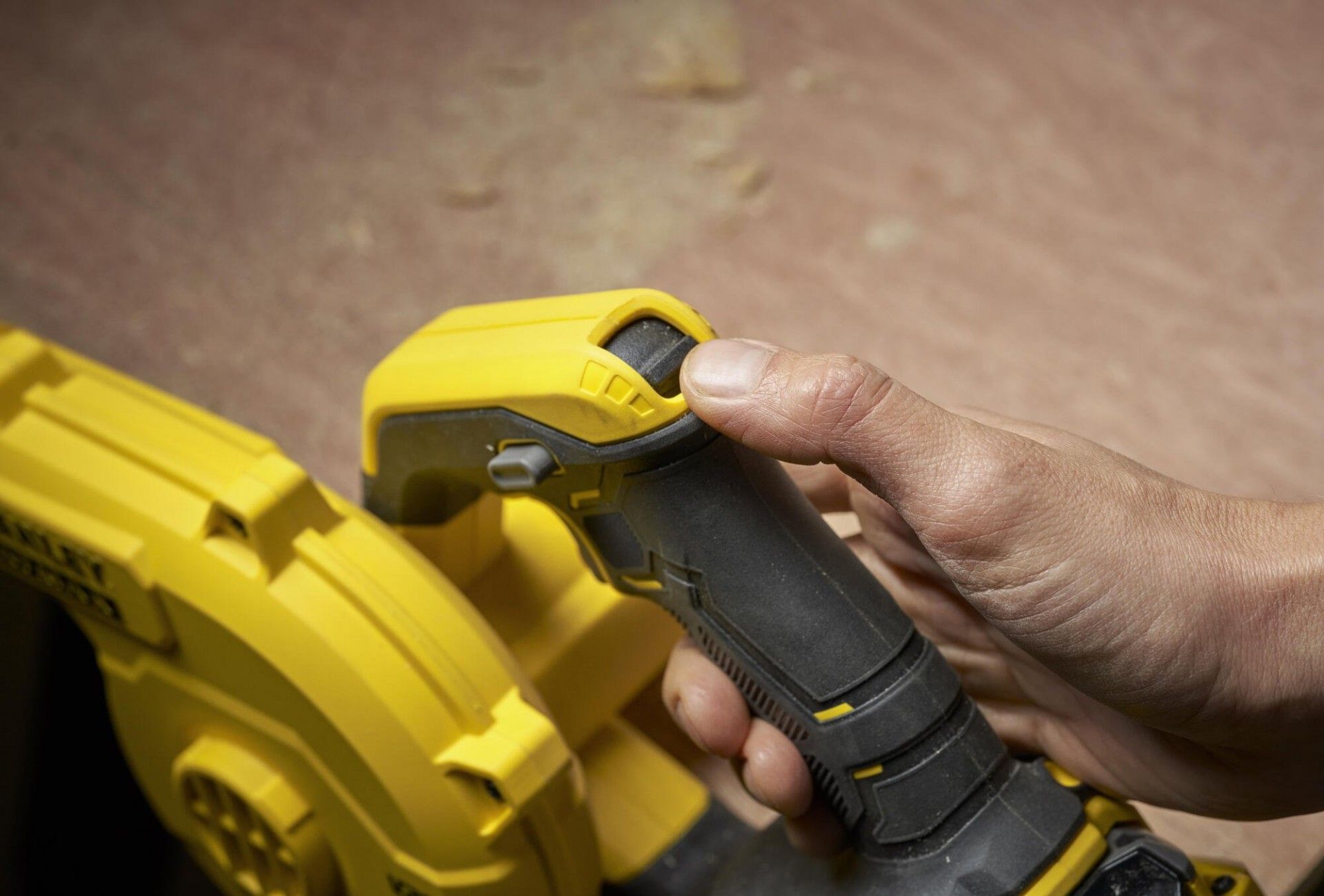 SOPRADOR V20 SOLO REF SFMCBL01B-XJ STANLEY