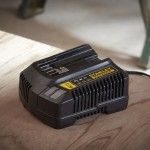 Carregador V20 18V 4A ref SFMCB14-QW STANLEY