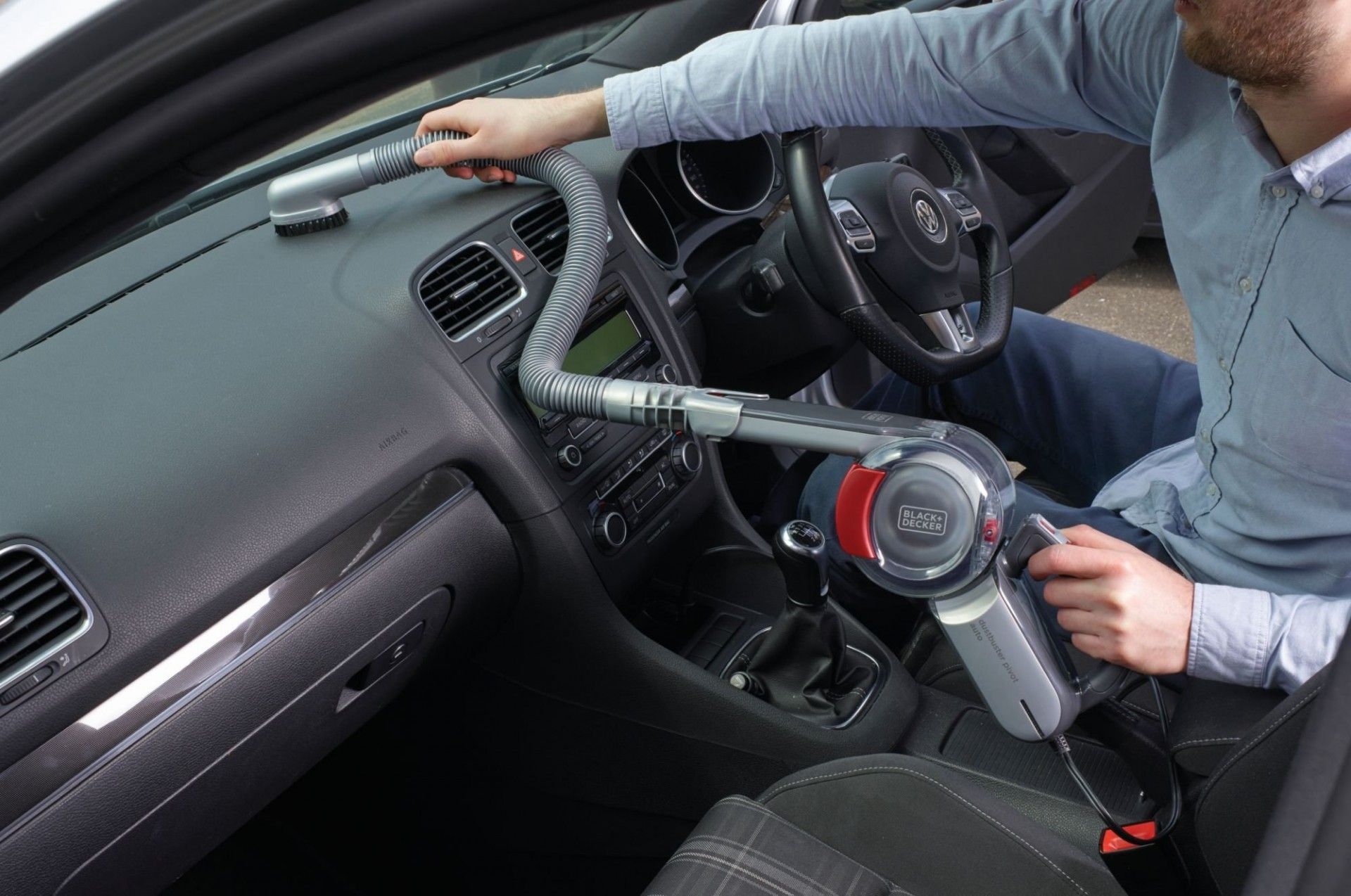 Aspirador de Carro Pivot® 12V refª PV1200AV BLACK DECKER