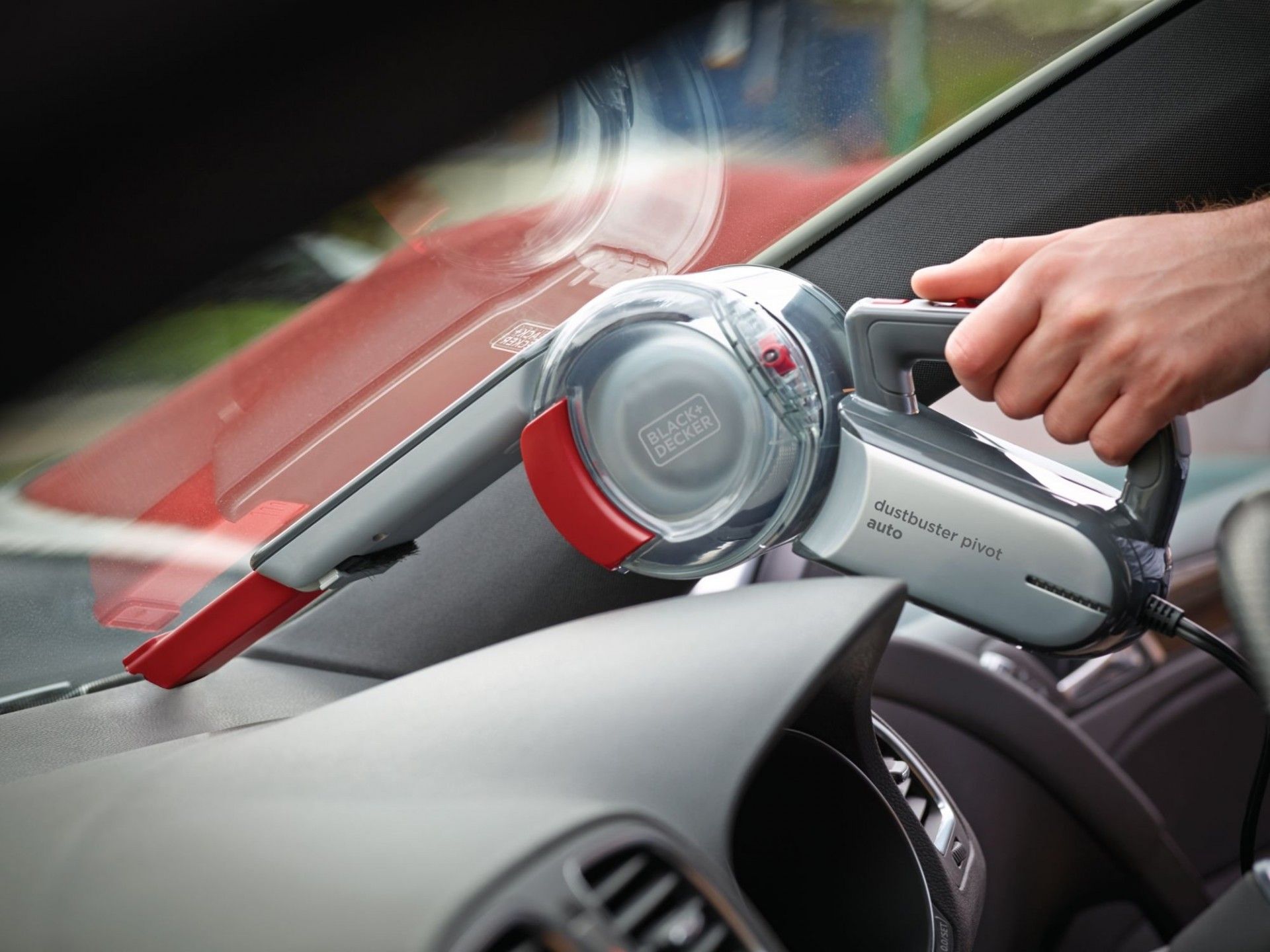 Aspirador de Carro Pivot® 12V refª PV1200AV BLACK DECKER