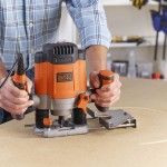 Tupia 1200W ref KW1200E-QS BLACK DECKER