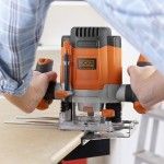 Tupia 1200W ref KW1200E-QS BLACK DECKER