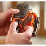 Lixadora de acabamentos 220W de 1/4 de folha com acionador a presso ref KA450 BLACK DECKER
