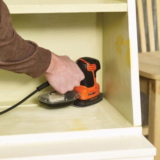 Lixadora Mouse 120W com 10 acessrios e caixa de ferramentas 16" ref KA2000KA10 BLACK DECKER