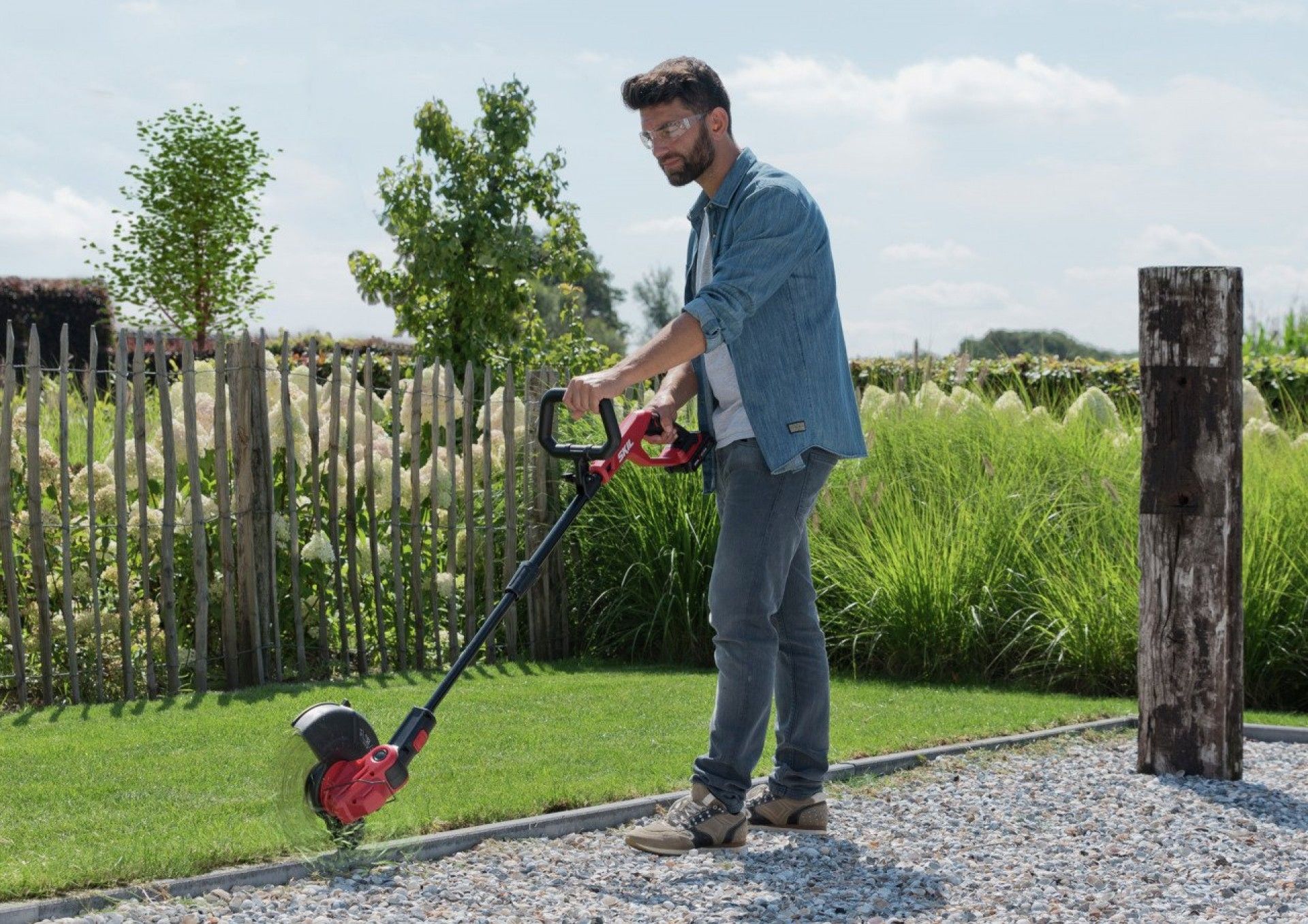 Aparador de relva sem fio 0230 CA refª GT1E0230CA Skil