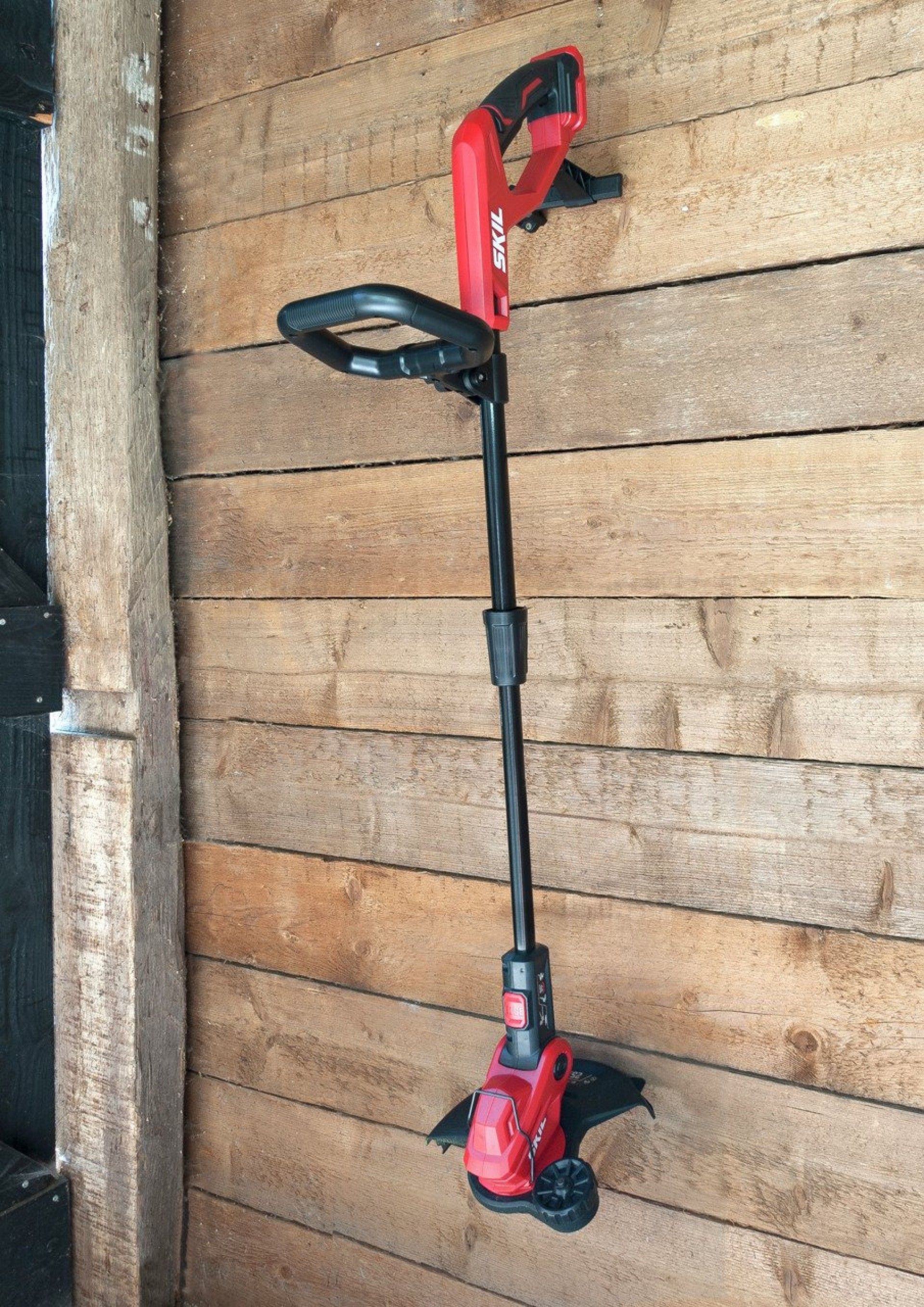 Aparador de relva sem fio 0230 CA refª GT1E0230CA Skil